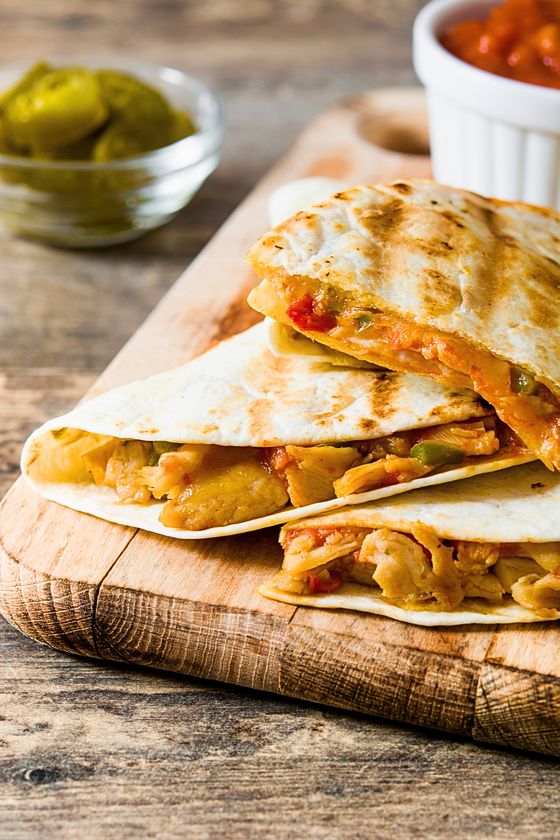 Quesadilla Tradicional e de Pollo